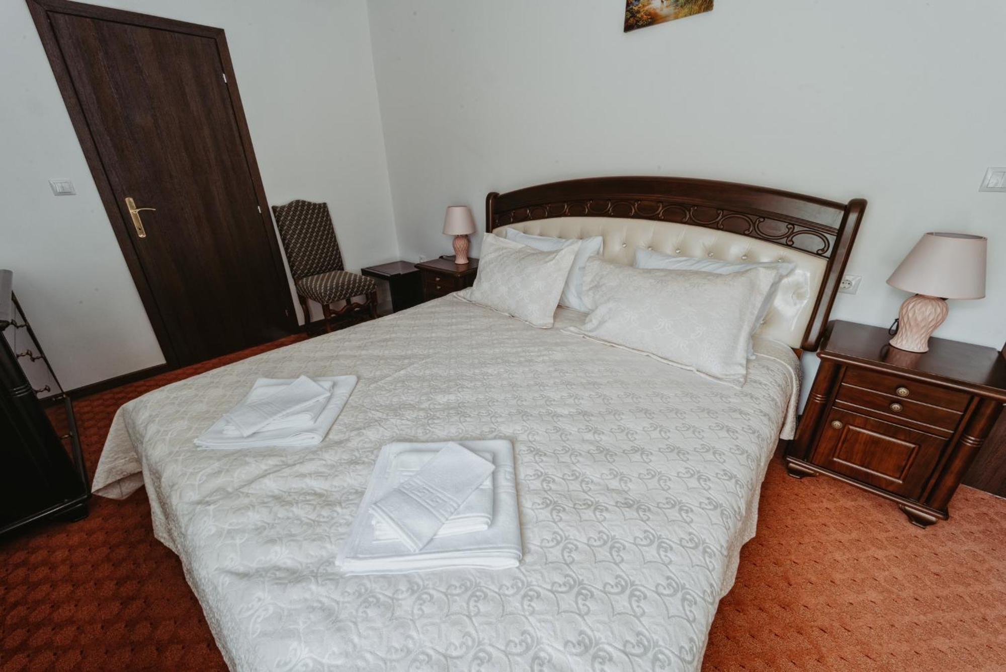 Complex Turistic Constantin Bucovina Hotel Moldvahosszúmező Kültér fotó